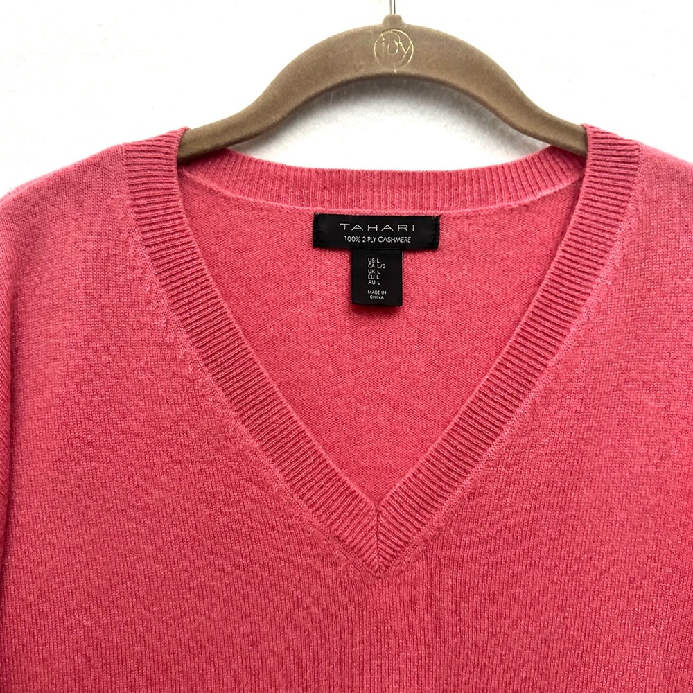 Tahari 100% Cashmere L V-Neck Sweater Pink Coral Oversized Drop Shoulder Large - Picture 3 of 10
